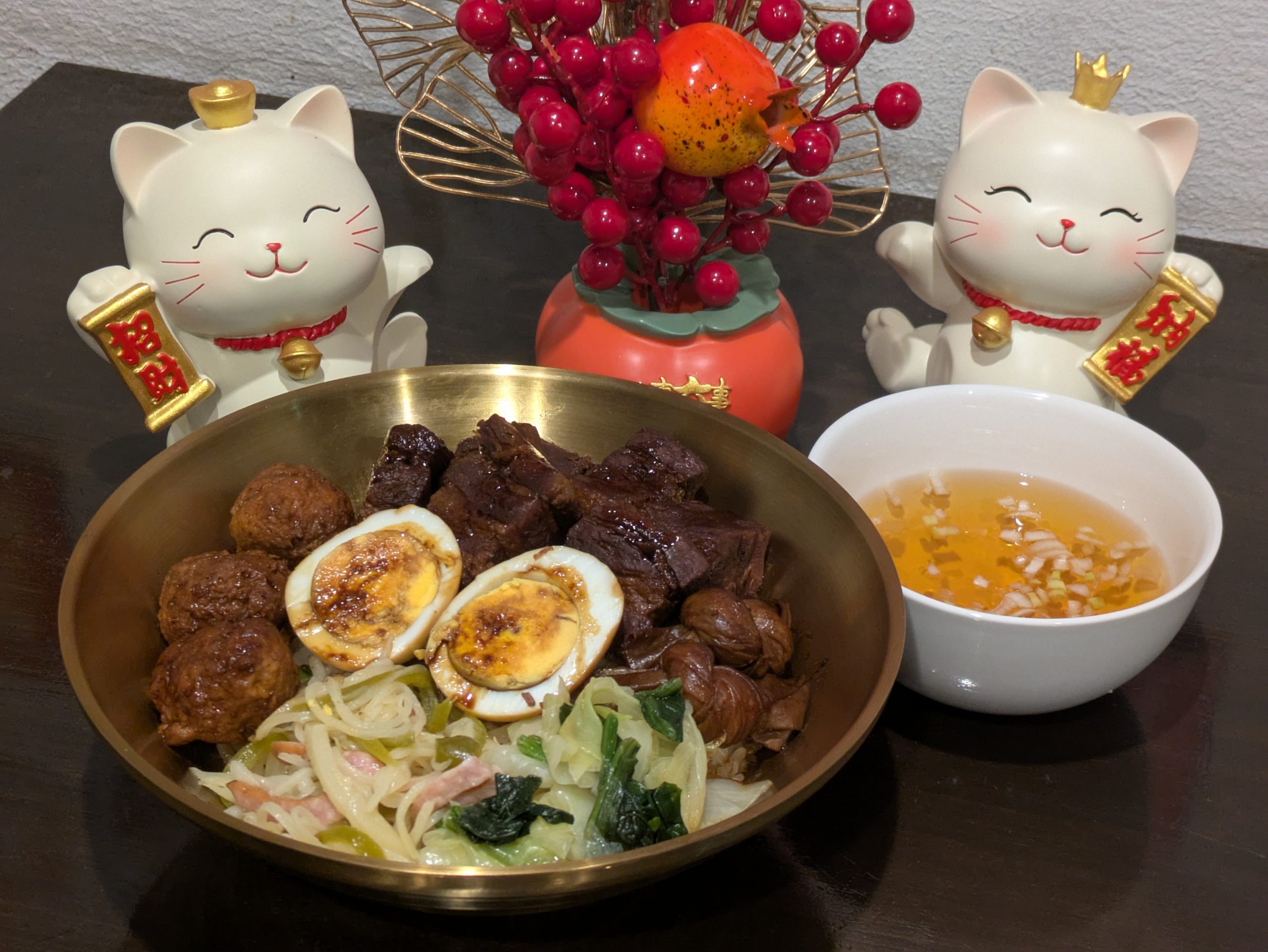 紅焼肉丼（中華風角煮丼ぶり）